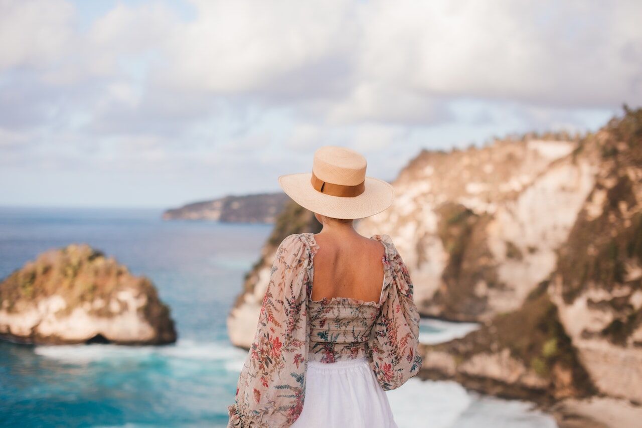 Travel in Style: Fashionable Outfit Ideas for the Globetrotter